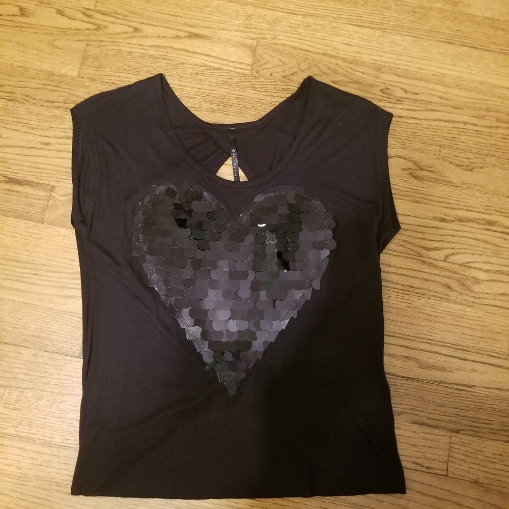 Black casual Top shirt with back opening.